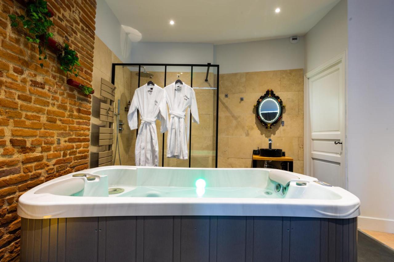 Verfeil  Le Prieure - Suites Romantiques Spa Privatif, Piscine, Jardin, Massages Proche De Toulouse מראה חיצוני תמונה